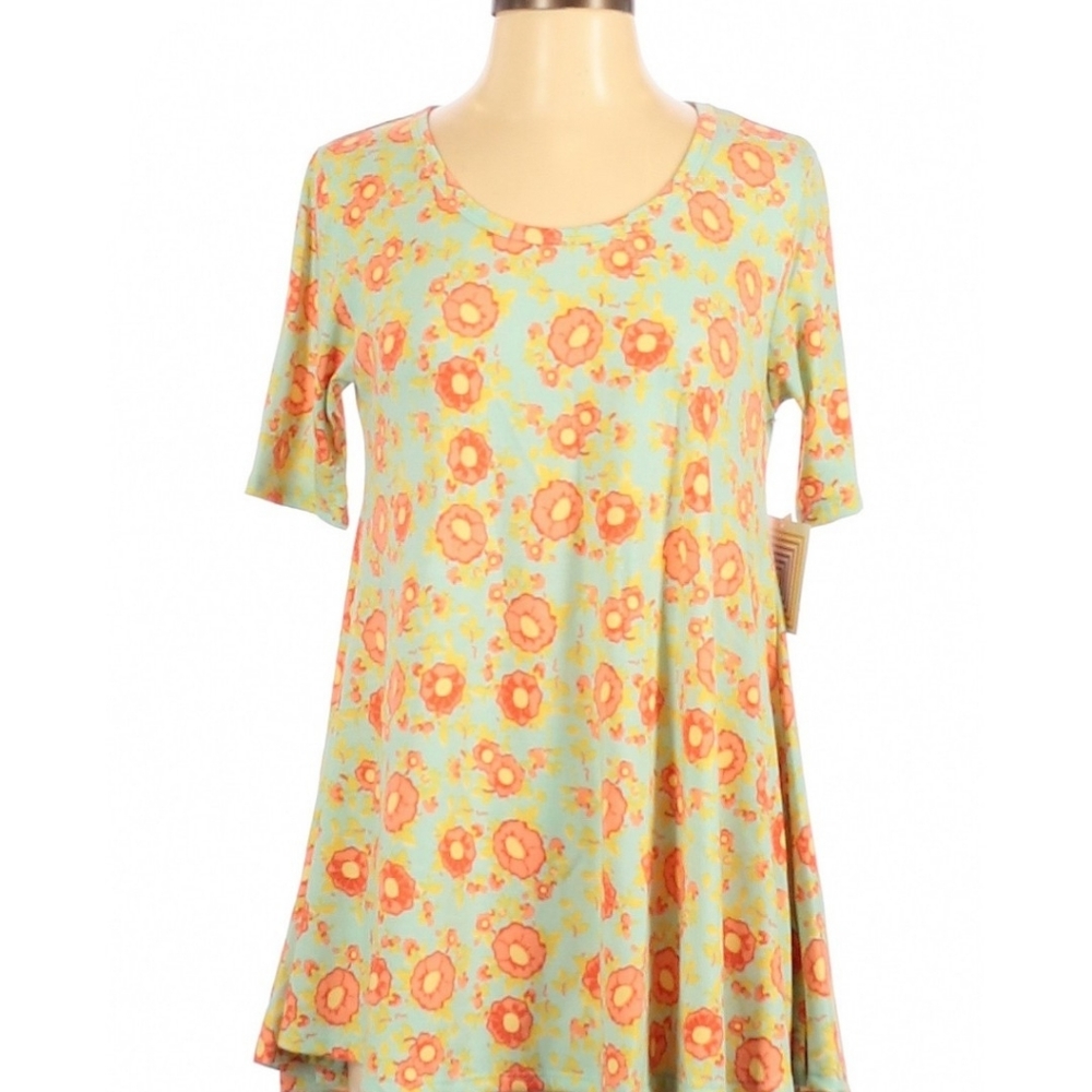 2/$20 LulaRoe Perfect T